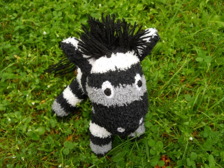 Moje tvoření a záliby - Fotoalbum - Hračky - zebra z ponožek